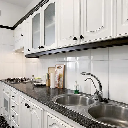 Morales Apartment
