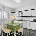 Apartment Morales Arico