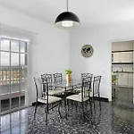 Morales Apartment *