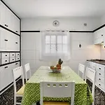 Morales Apartment *